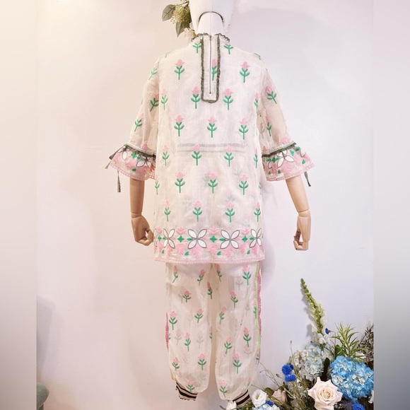 Set of Floral Embroidered Sheer Blouse and Jogger pant in Pink - Picture 6 of 8